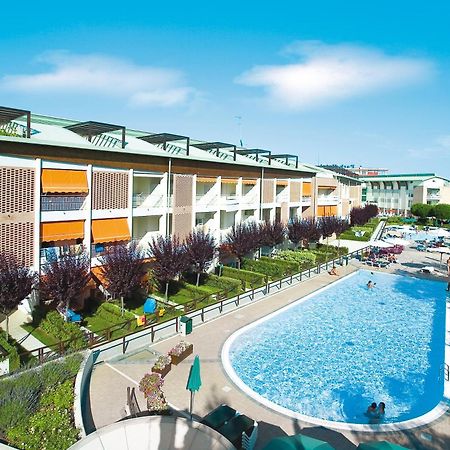 Ferienwohnung Residenza Le Acacie Bibione Exterior foto